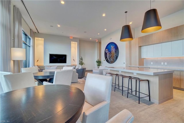 dining area with recessed lighting