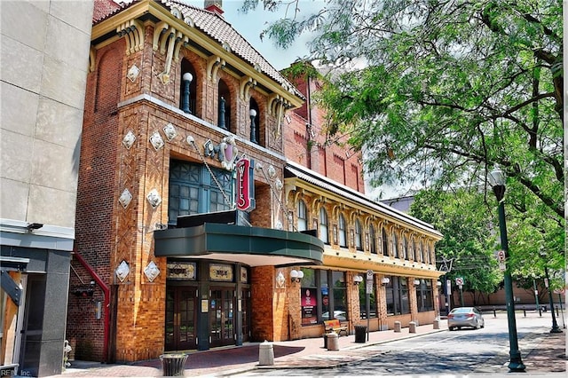 view of building exterior