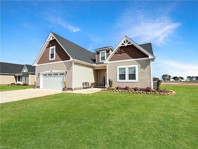 craftsman inspired home featuring driveway, a front lawn, and a shingled roof