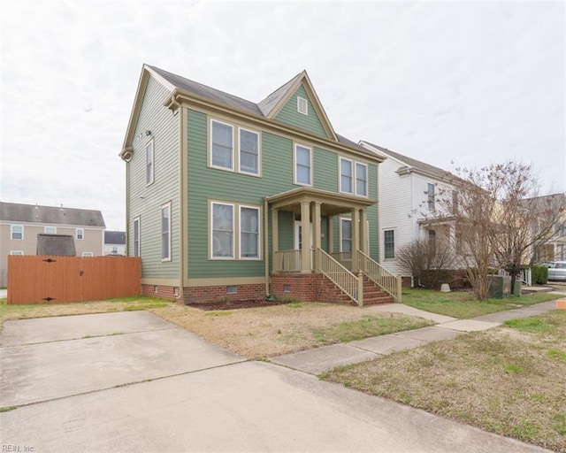 view of front facade featuring crawl space