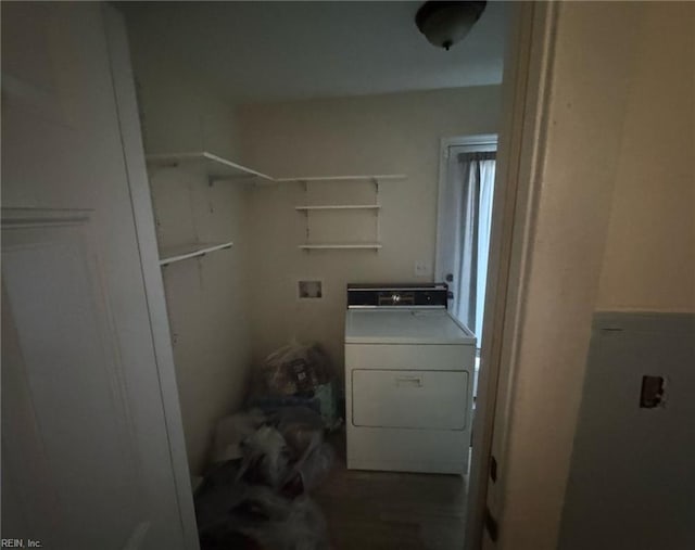 laundry area with washer / clothes dryer and laundry area