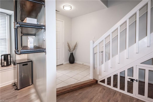 kitchen featuring wood finished floors