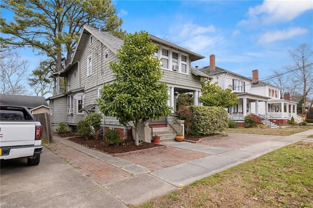 view of front of property with a porch