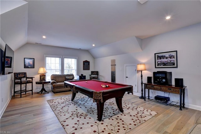 playroom with light wood-style flooring, recessed lighting, pool table, baseboards, and vaulted ceiling