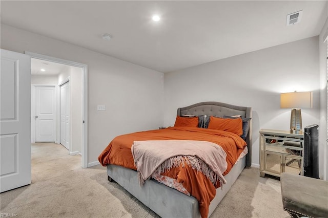 bedroom featuring recessed lighting, visible vents, baseboards, and carpet flooring