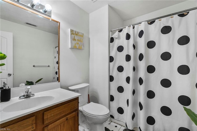 bathroom with a shower with shower curtain, visible vents, toilet, and vanity