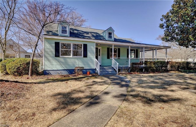 view of front of property featuring a porch