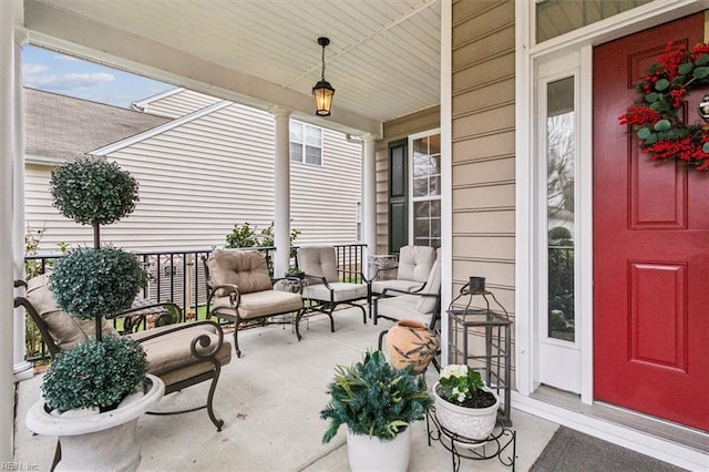 view of patio / terrace with covered porch