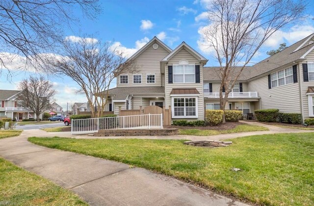 multi unit property with a front lawn