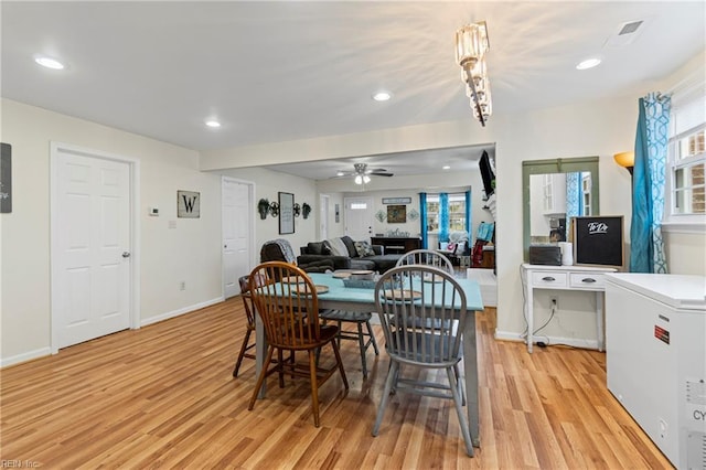 dining room with recessed lighting, visible vents, light wood-style floors, and a ceiling fan