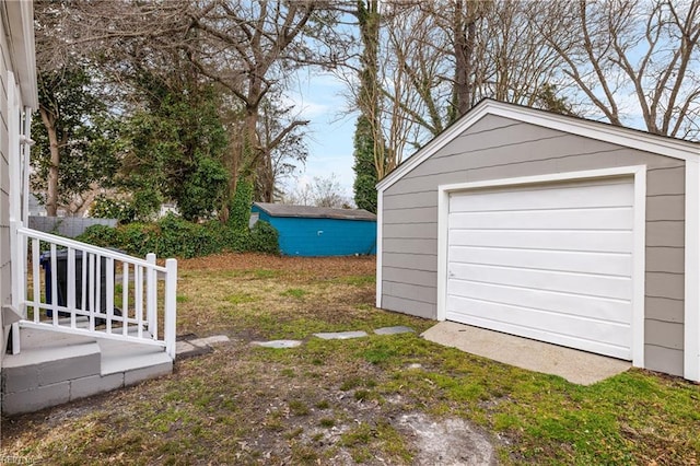 view of detached garage