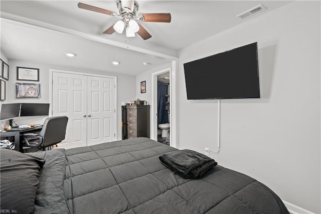 bedroom with recessed lighting, a ceiling fan, visible vents, and a closet