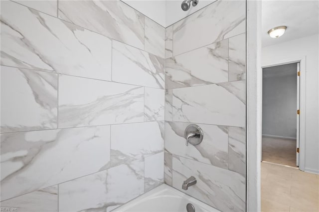 2118 Madison Ave, Newport News, VA 23607 - full bath with shower / bath combination