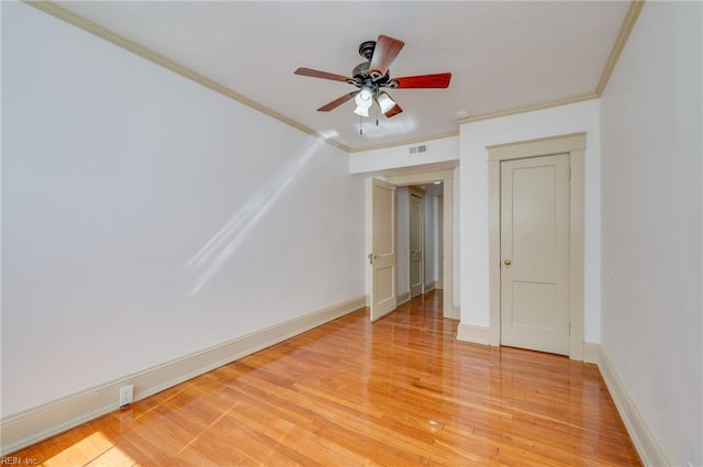 911 Spotswood Ave Unit 6, Norfolk, VA 23517 - unfurnished bedroom with ornamental molding, light wood-type flooring, baseboards, and ceiling fan