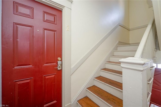 911 Spotswood Ave Unit 6, Norfolk, VA 23517 - entrance foyer with stairs