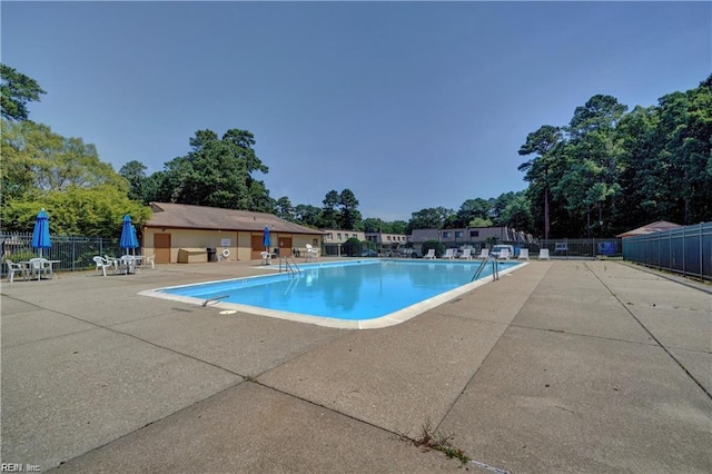 1662 Malibu Pl, Newport News, VA 23608 - pool with fence and a patio