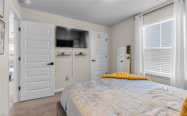 view of carpeted bedroom
