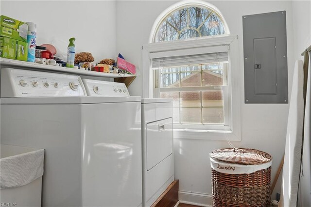 421 Richneck Rd, Newport News, VA 23608 - laundry room featuring washing machine and dryer, laundry area, and electric panel