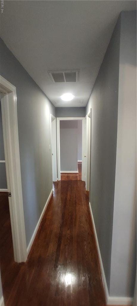 1116 Faubus Dr, Newport News, VA 23605 - corridor with wood finished floors, baseboards, and visible vents