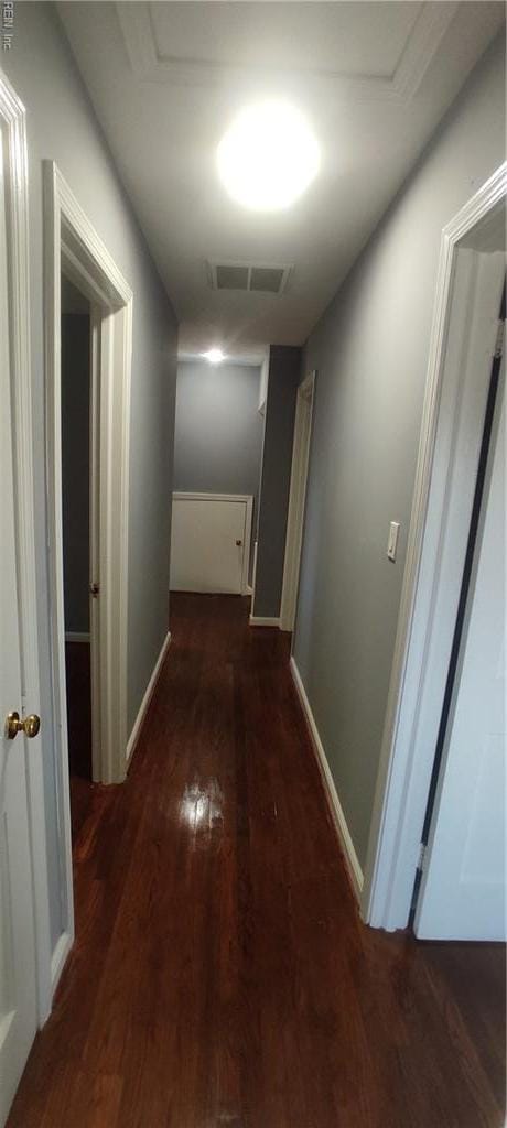 1116 Faubus Dr, Newport News, VA 23605 - corridor with wood finished floors, baseboards, and visible vents