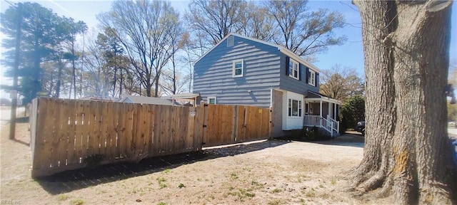 1116 Faubus Dr, Newport News, VA 23605 - view of home's exterior featuring fence