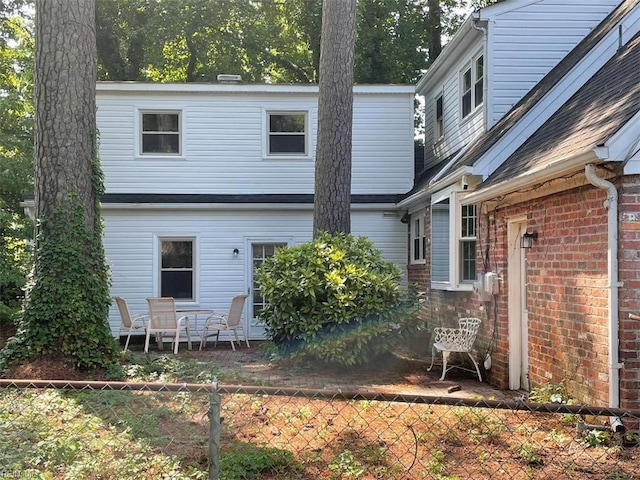 418 Pin Oak Rd, Newport News, VA 23601 - back of house featuring fence and a patio area
