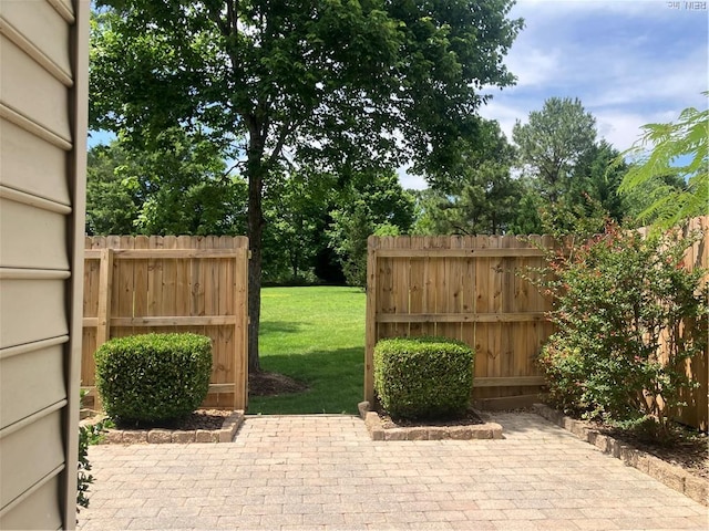 3844 Cromwell Ln, Williamsburg, VA 23185 - view of patio / terrace