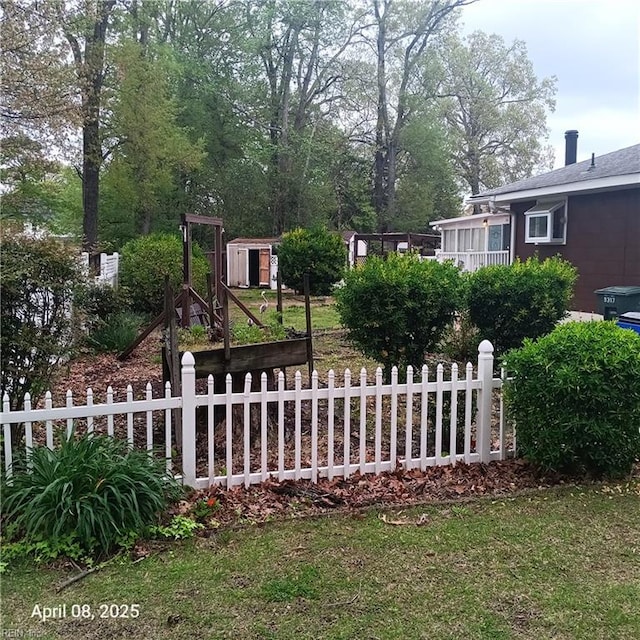 view of yard with a fenced front yard