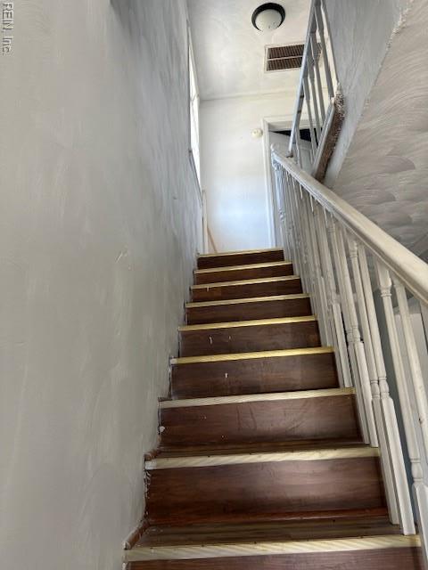 7454 Diven St, Norfolk, VA 23505 - view of stairway