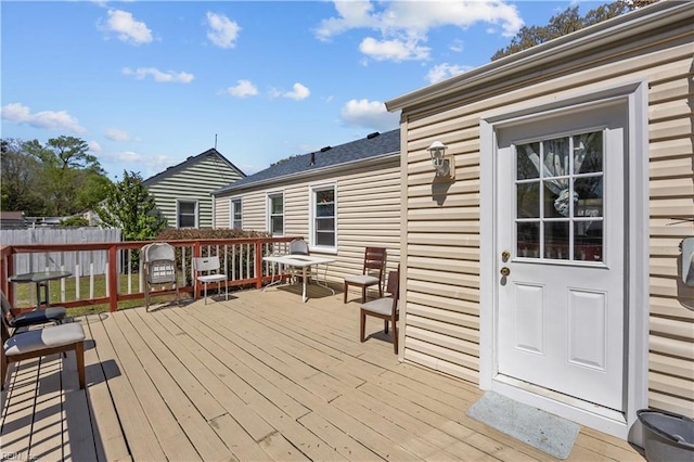 deck with fence