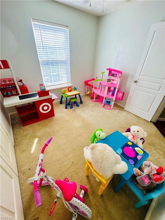 playroom with carpet floors
