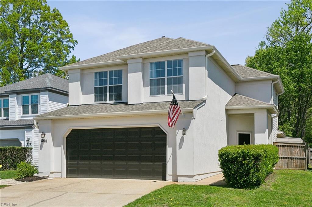 806 Irongate Ct, Newport News, VA 23602 - view of front of home with stucco siding and an attached garage