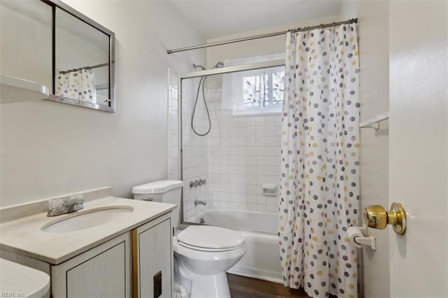 423 Galveston Ct, Hampton, VA 23669 - full bath with toilet, vanity, and shower / bath combo with shower curtain