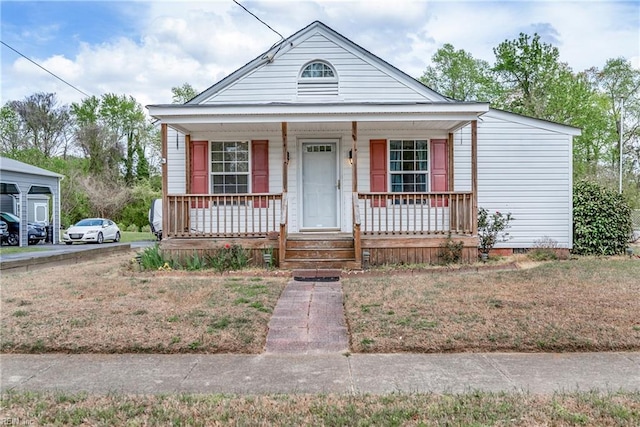 view of front facade with a porch and crawl space