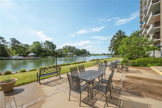7320 Glenroie Ave Unit 2F, Norfolk, VA 23505 - view of patio featuring outdoor dining area and a water view