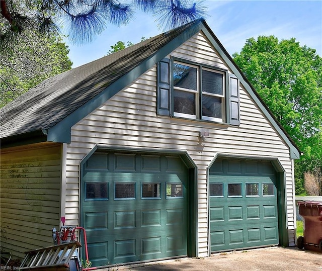 617 Saint Brides Rd W, Chesapeake, VA 23322 - view of garage