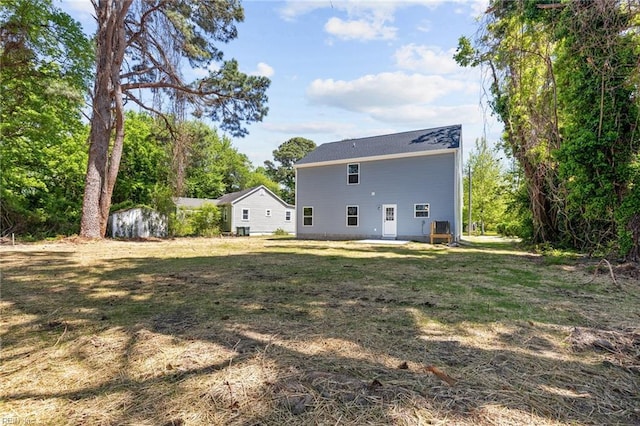 6471 Swan Arch, Norfolk, VA 23513 - back of property featuring a yard