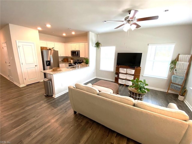 1547 Stanford Ln, Newport News, VA 23608 - living area featuring a ceiling fan, baseboards, dark wood-style flooring, and recessed lighting