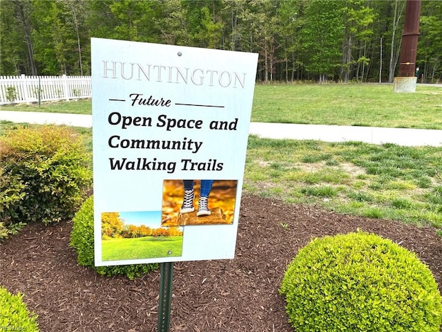 1547 Stanford Ln, Newport News, VA 23608 - details featuring fence and a forest view