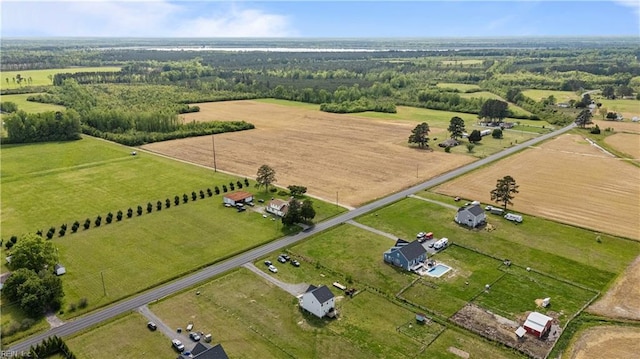 birds eye view of property featuring a rural view