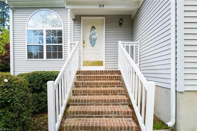 view of property entrance