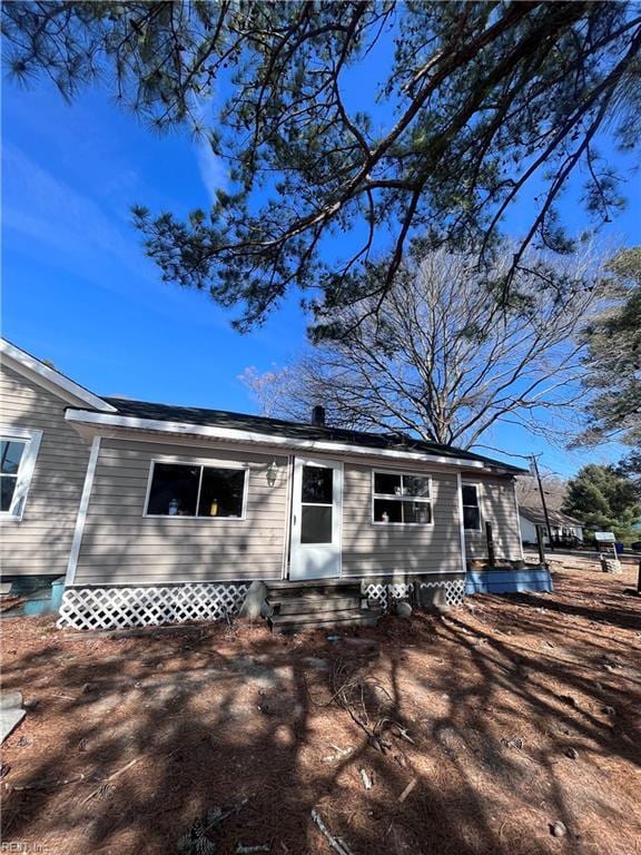 32069 Wilson St, Boykins, VA 23827 - manufactured / mobile home featuring entry steps