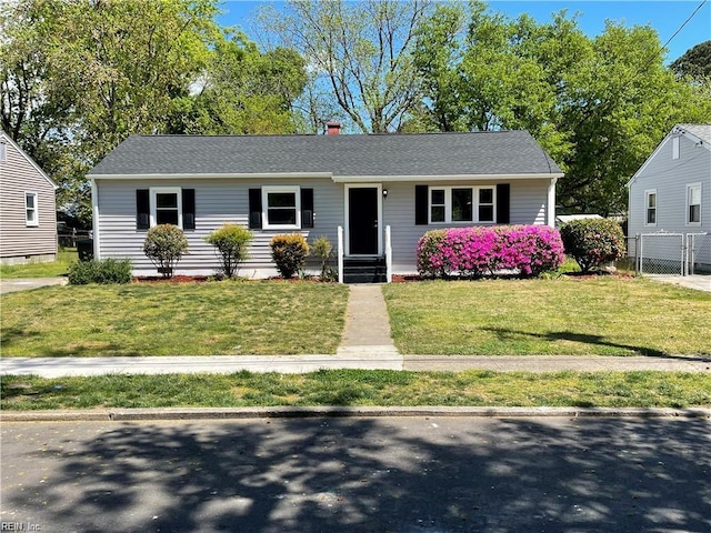 14 Ambrose Ln, Hampton, VA 23663 - ranch-style house featuring fence and a front yard