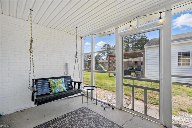 view of sunroom / solarium