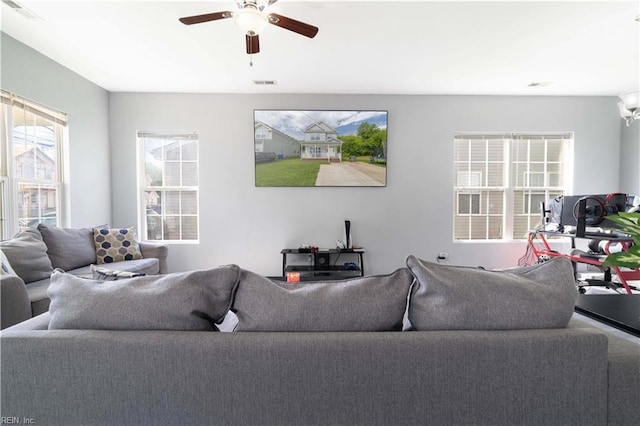 313 N Lloyd St, Suffolk, VA 23434 - living area featuring a ceiling fan