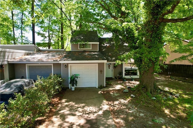 820 Pine Tree Ct, Newport News, VA 23608 - exterior space featuring fence and concrete driveway