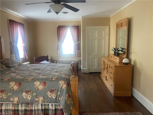 114 Thomas St, Smithfield, VA 23430 - bedroom featuring a ceiling fan, visible vents, dark wood-style floors, radiator, and ornamental molding