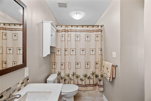 full bathroom featuring visible vents, vanity, toilet, tile patterned floors, and a shower with curtain