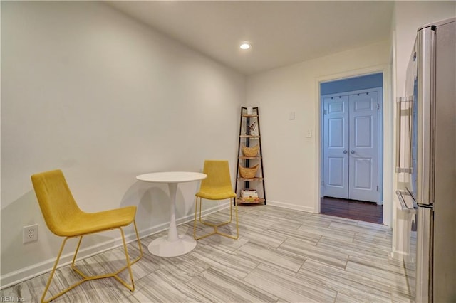 255 College Cross Unit 87, Norfolk, VA 23510 - sitting room with baseboards and recessed lighting