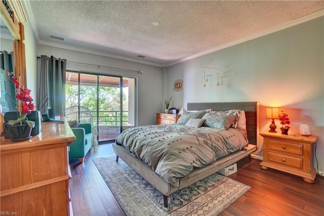 255 College Cross Unit 87, Norfolk, VA 23510 - bedroom with a textured ceiling, visible vents, crown molding, access to exterior, and hardwood / wood-style floors
